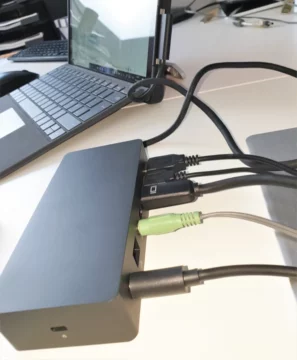 Surface Dock von Microsoft