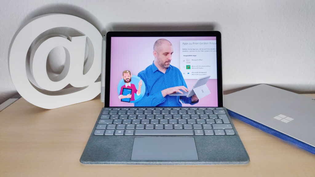 Microsoft Surface Go mit Type Cover als Mini-Laptop