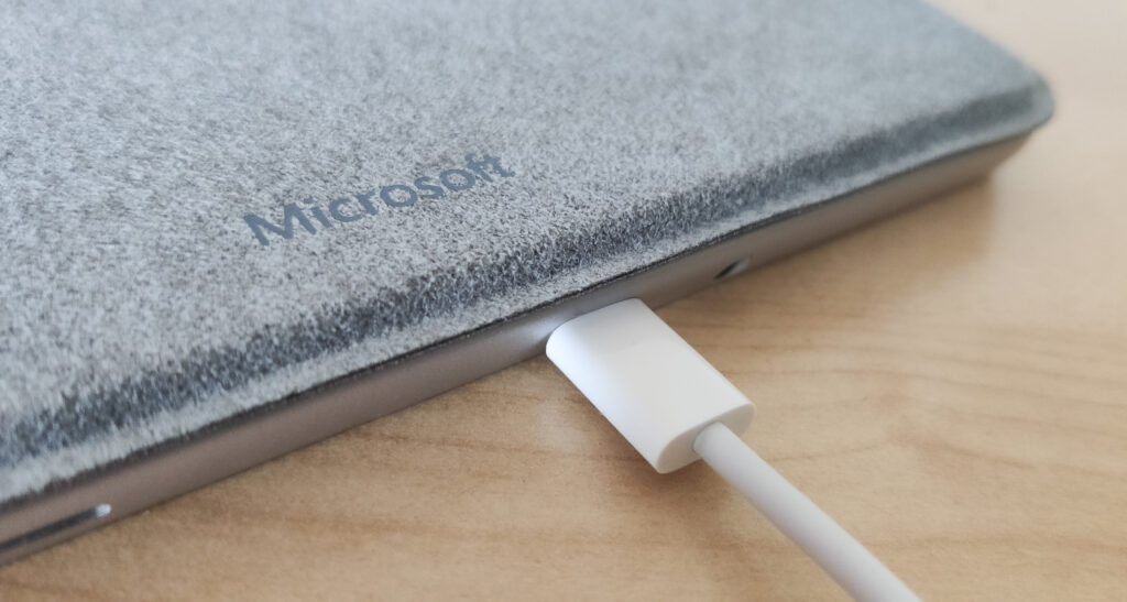 Surface Go 2 per USB-C aufladen